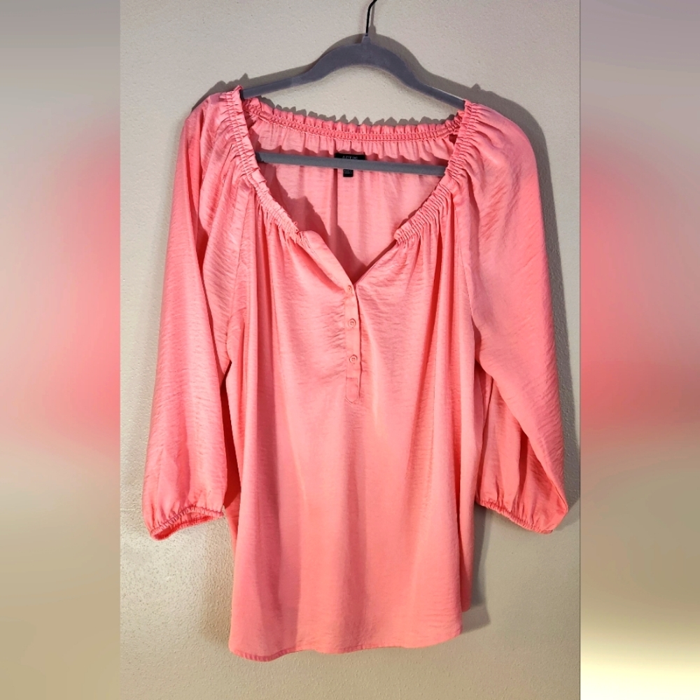 Apt 9 Blouse with 3/4 Length sleeves in Coral Size XL